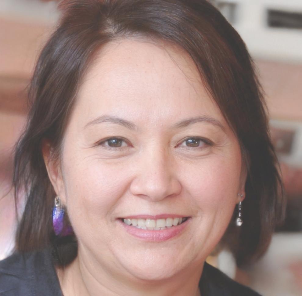 Retrato profesional de Inmaculada Torres, consultora en reestructuración financiera